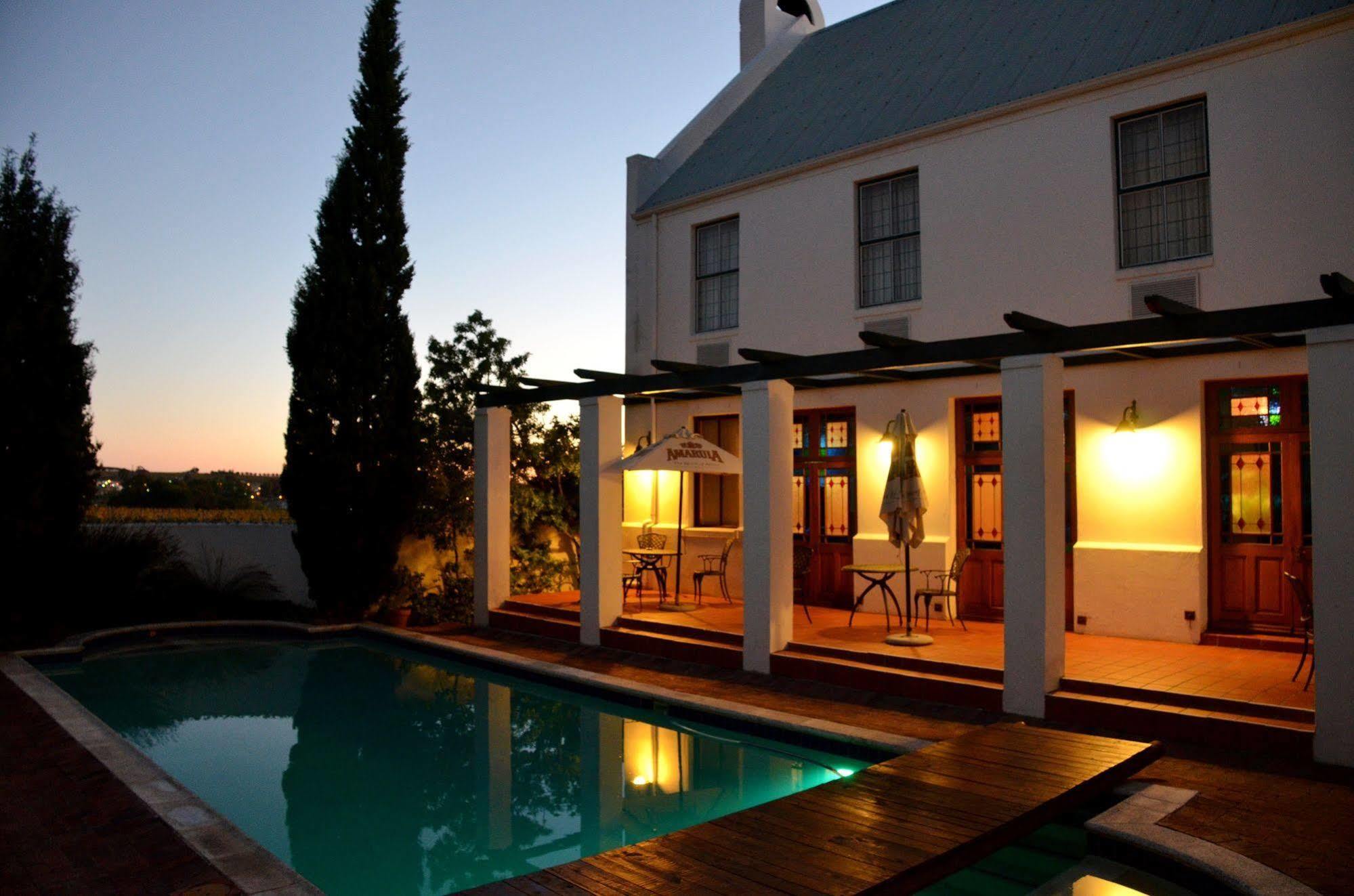 Stellenbosch Lodge Hotel & Conference Centre Buitenkant foto